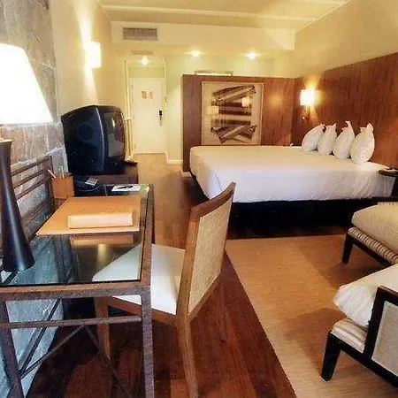 Hotel Nuevo Portil Golf 4*