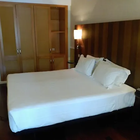 Hotel Nuevo Portil Golf 4*